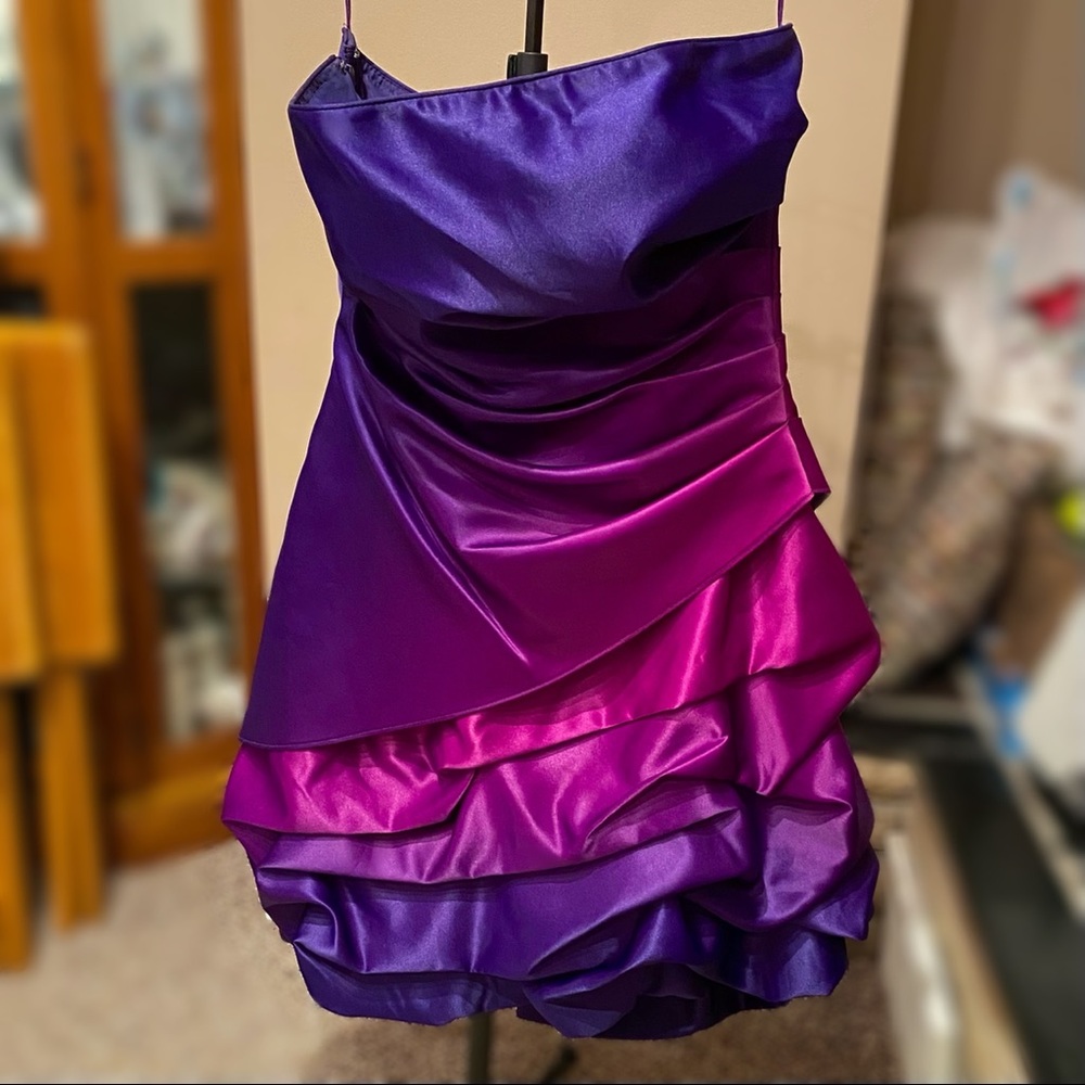 Purple/Pink Ombré Strapless Short Formal Dress